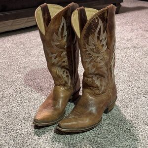 Idyllwind Brown Leather Western Heeled Boots